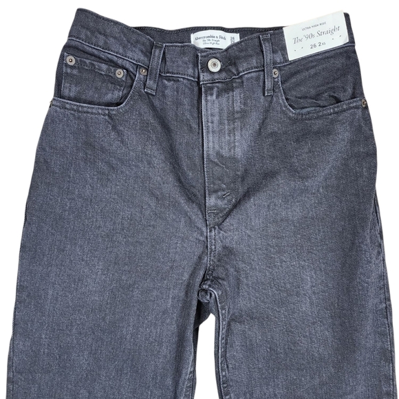 Abercrombie & Fitch The 90's Straight Ultra High Rise Denim Womens 26 Short NWT - Picture 3 of 8